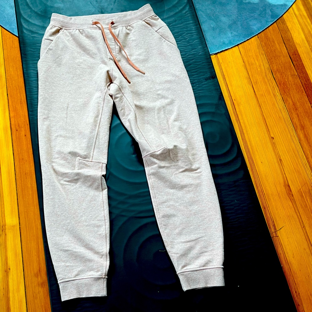 men’s medium lululemon city sweat jogger creamy peach